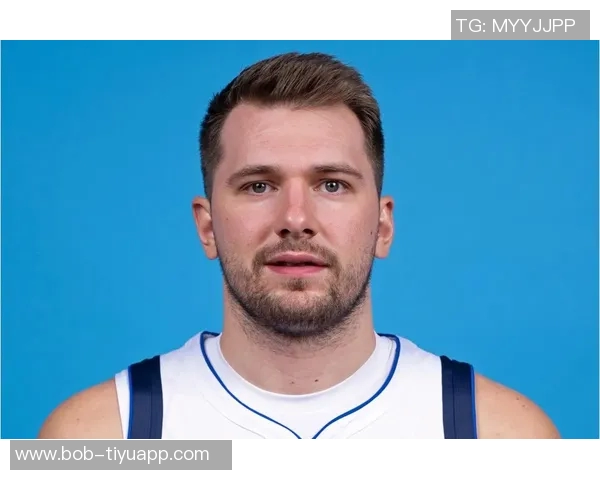 东契奇能否赛季场均40分引热议里夫斯称赞他的表现令人难以置信